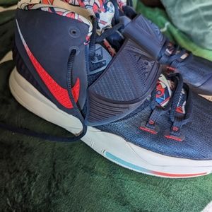 Mens Nike Kyrie Irving 6 basketball sneakers size 9